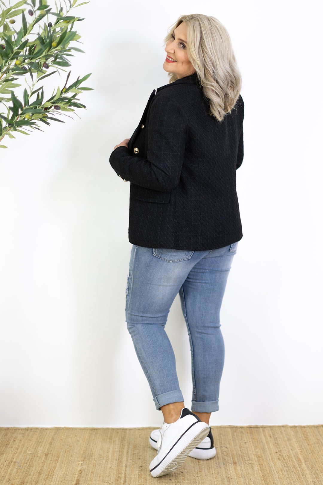 Sara Textured Blazer | Black