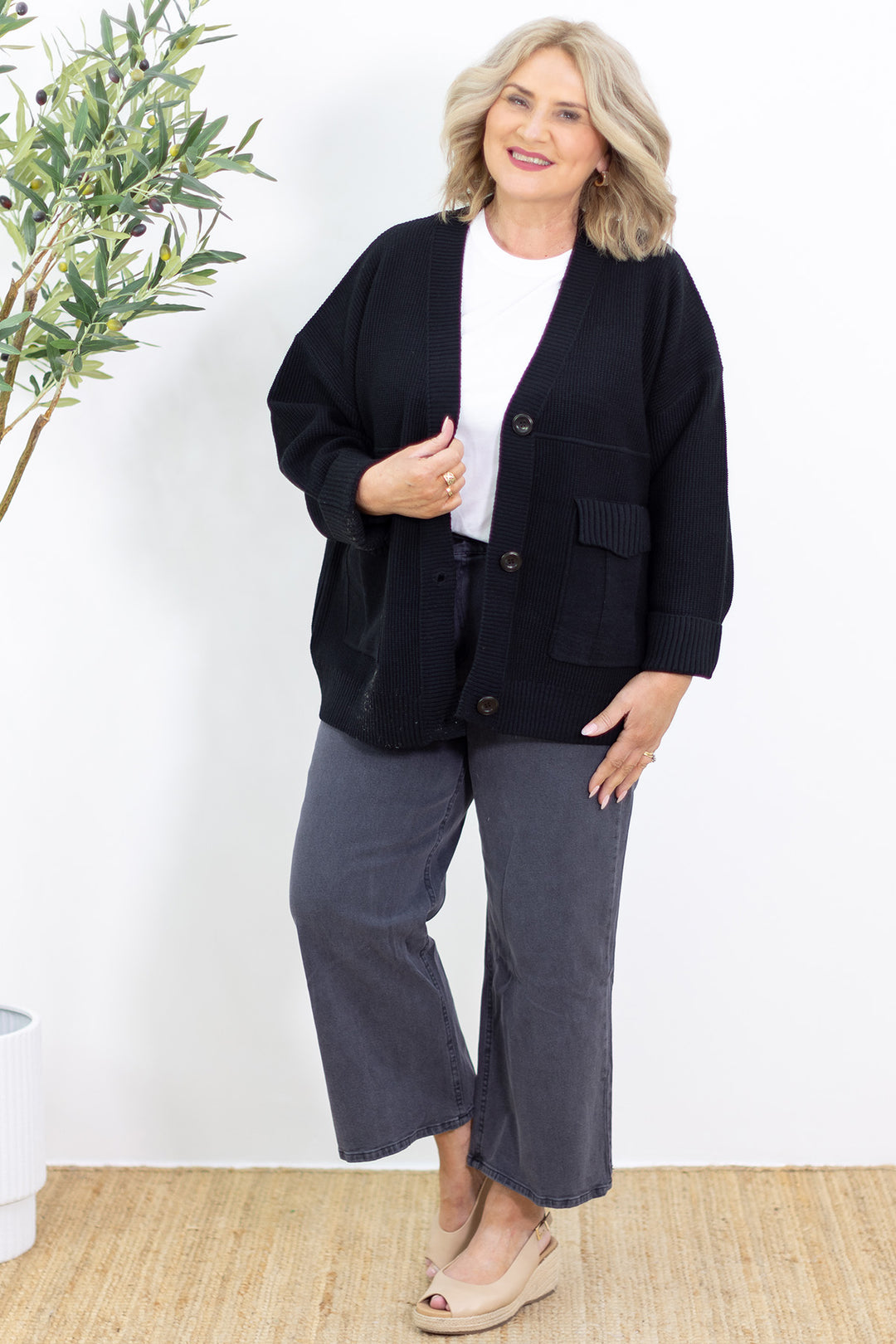 Heritage Relaxed Cardi | Black