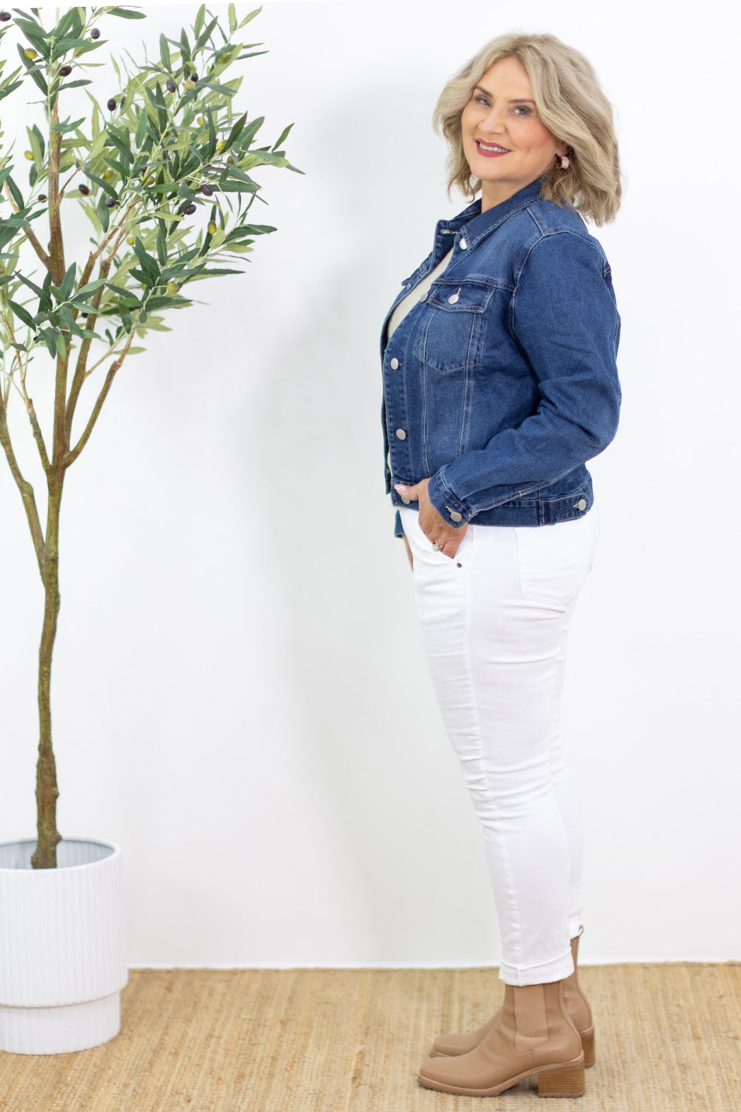 Darcy Stretch Denim Jacket| Indigo Wash