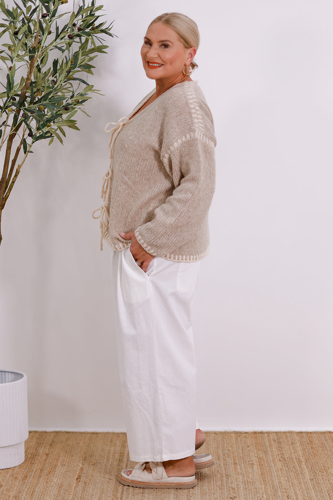 La Bow Cardi | Beige