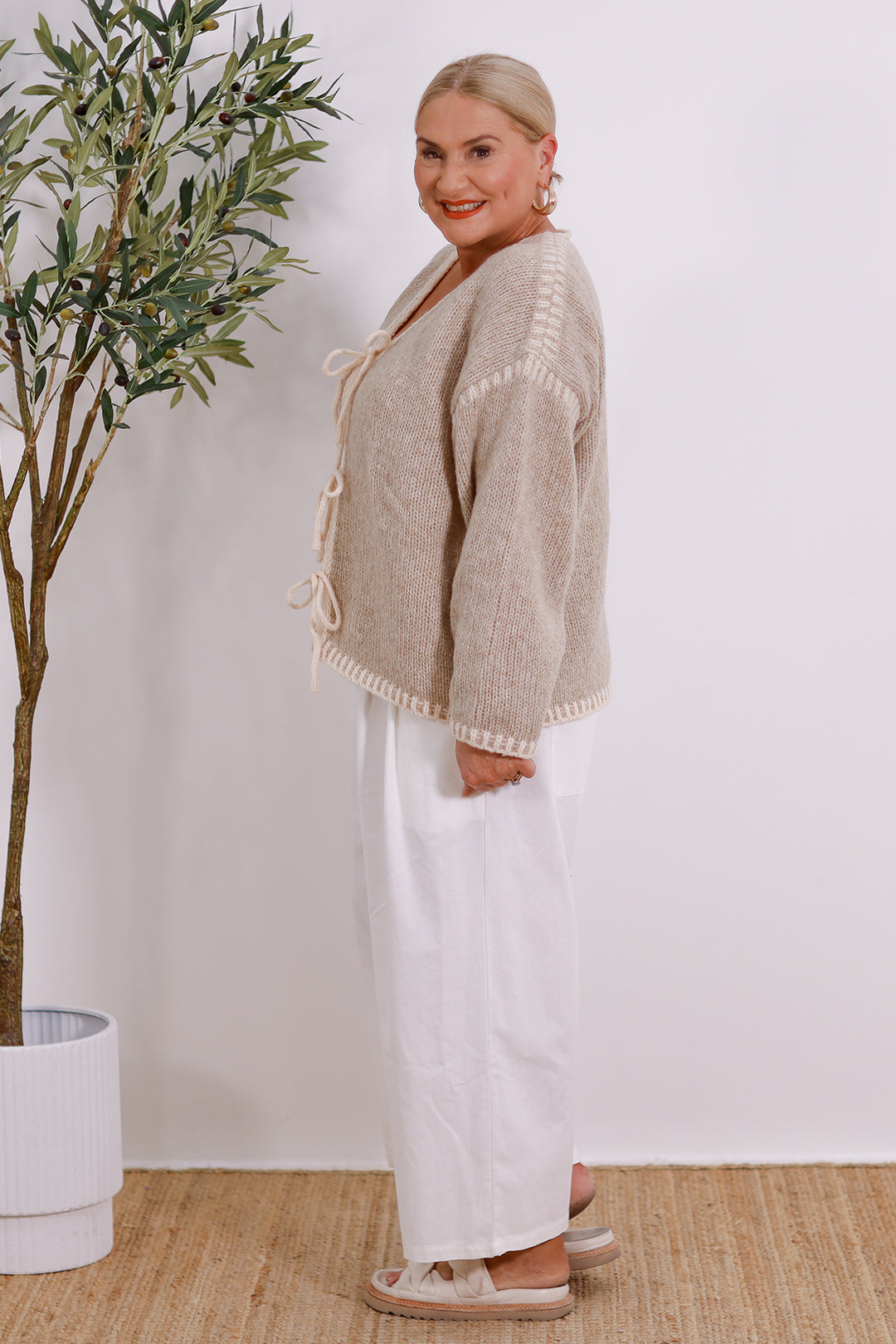 La Bow Cardi | Beige