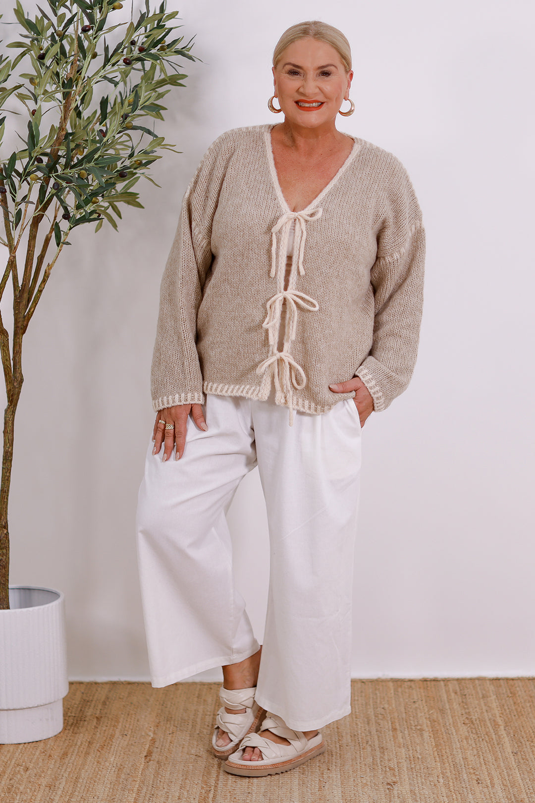 La Bow Cardi | Beige