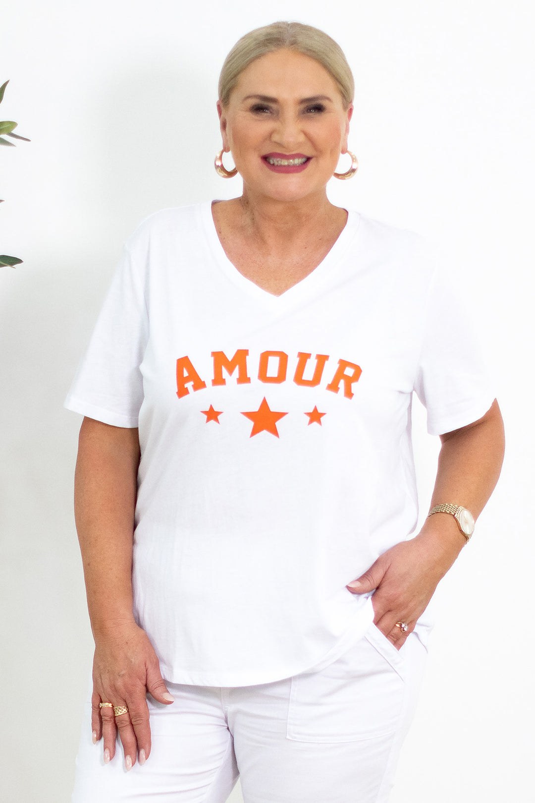 Classic V  Amor'e Tee | Orange